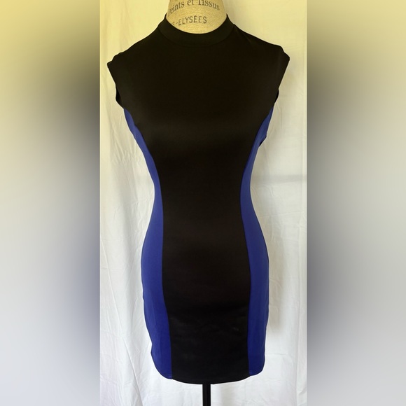 Forever 21 Dresses & Skirts - Forever 21 Mock Neck Cocktail Dress in Cobalt/Black Colorblock Sz M